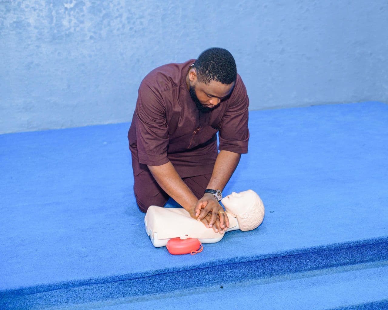 this is a description of the image shown featuring its location activities and agendas alongside other extra information about the image shown above. CPR